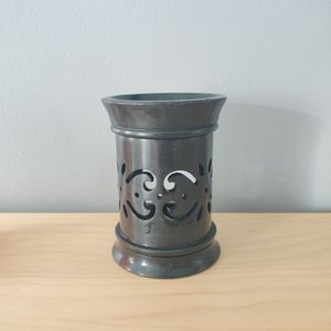 Soapstone oil warmer soapstone black from The Body Shop